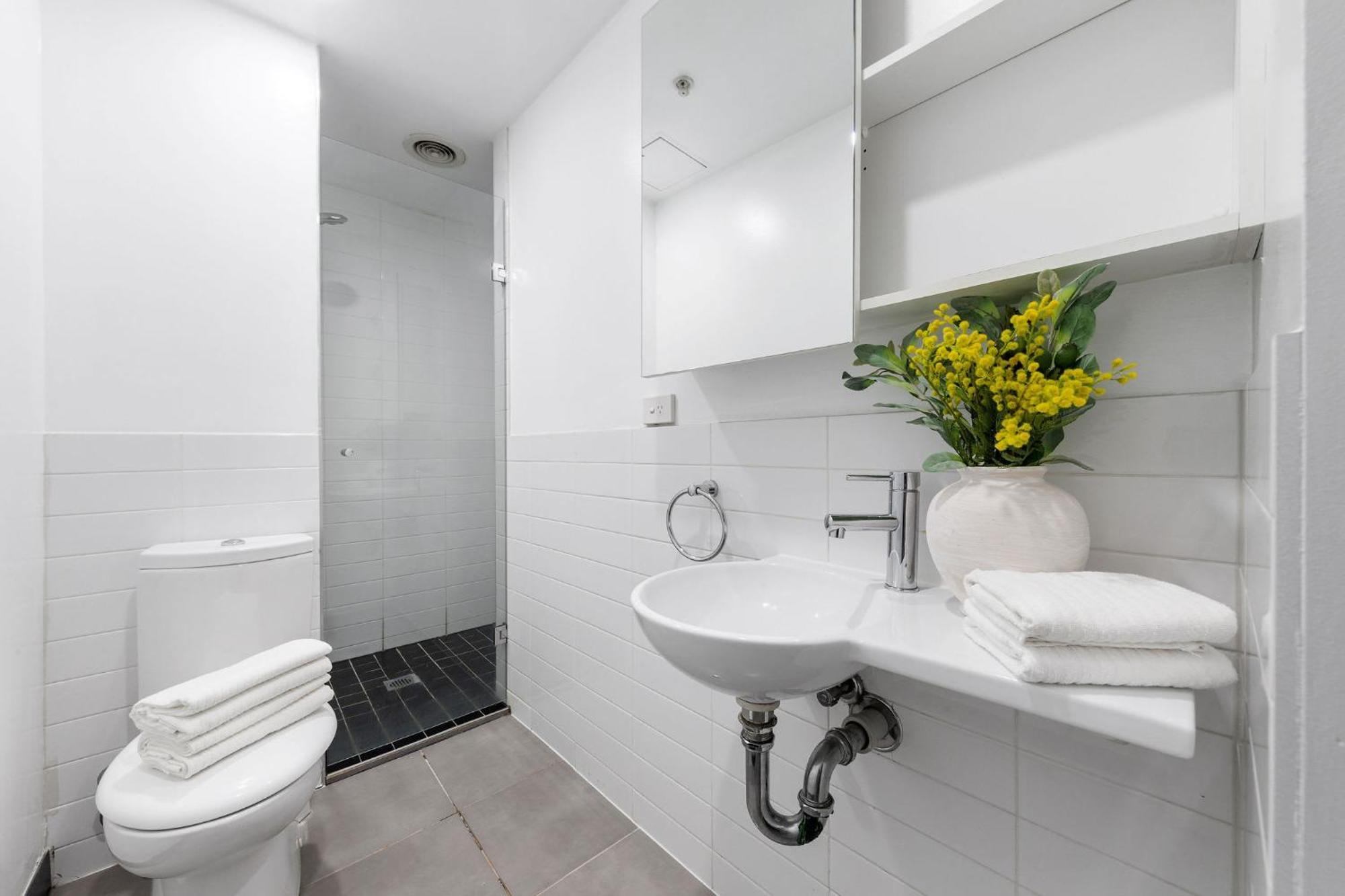 A Cozy Next To Queen Victoria Market Apartment *