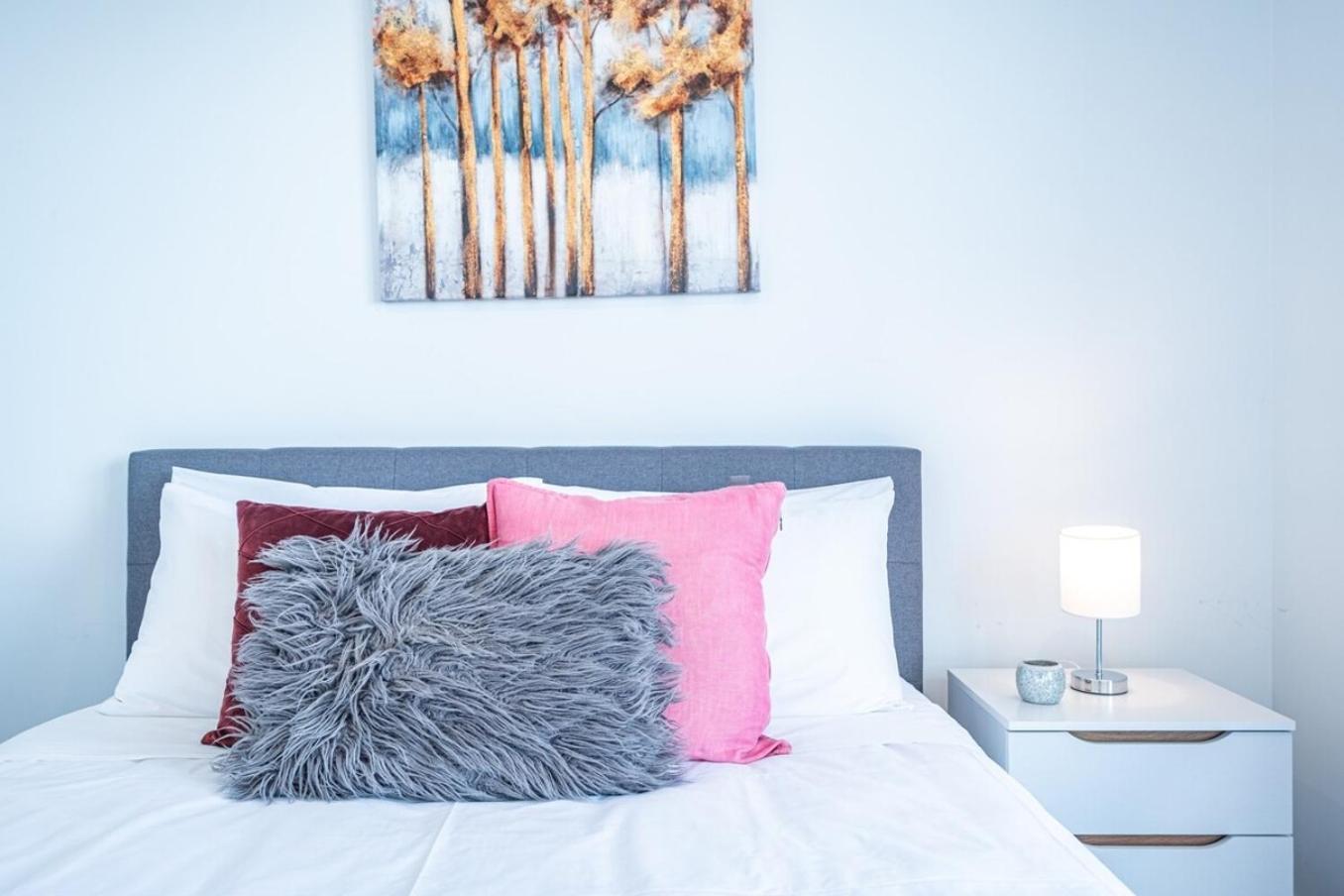 3br2ba In Footscarypoolcar Parkwifi Apartment *