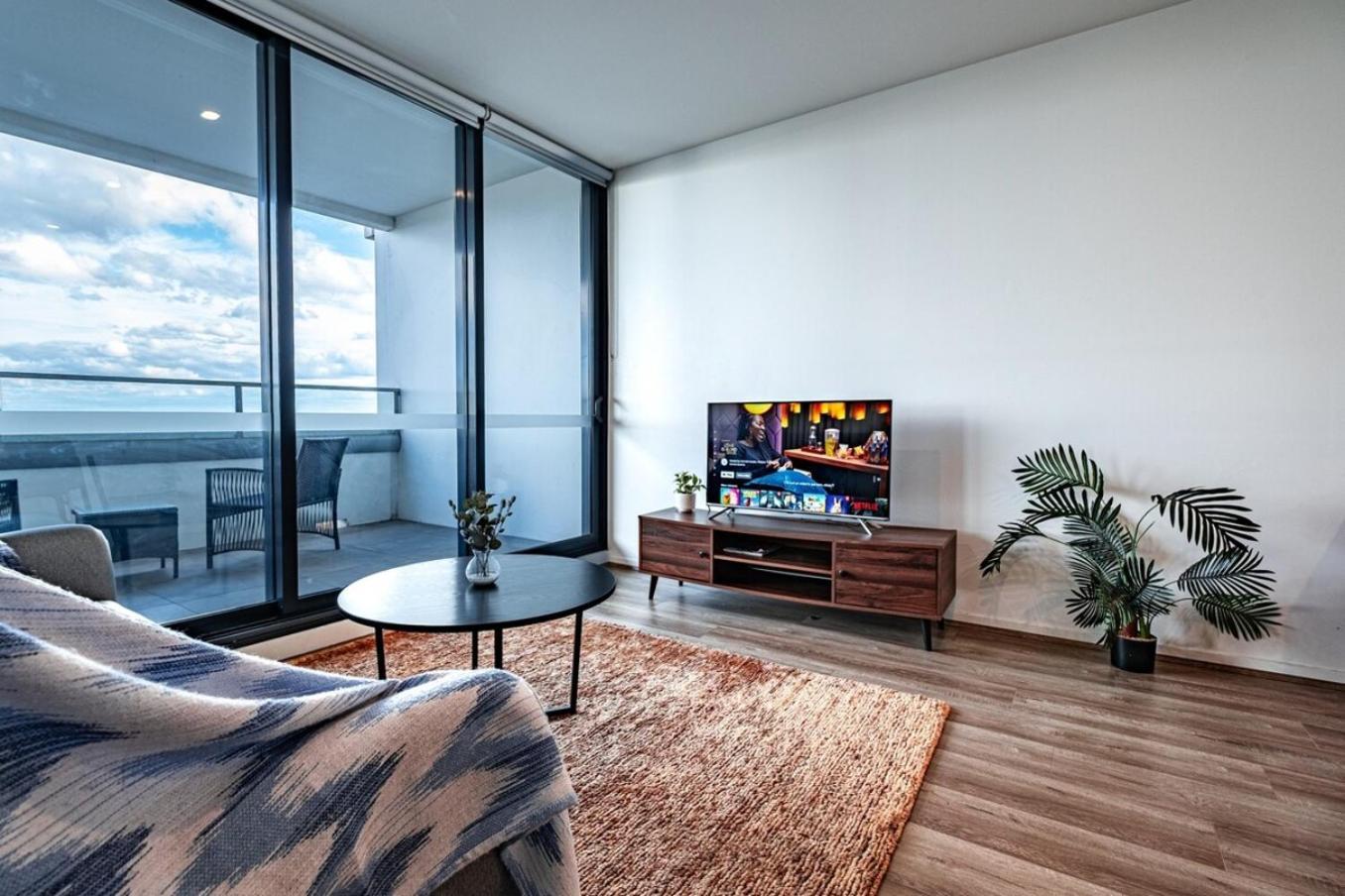 3br2ba In Footscarypoolcar Parkwifi *