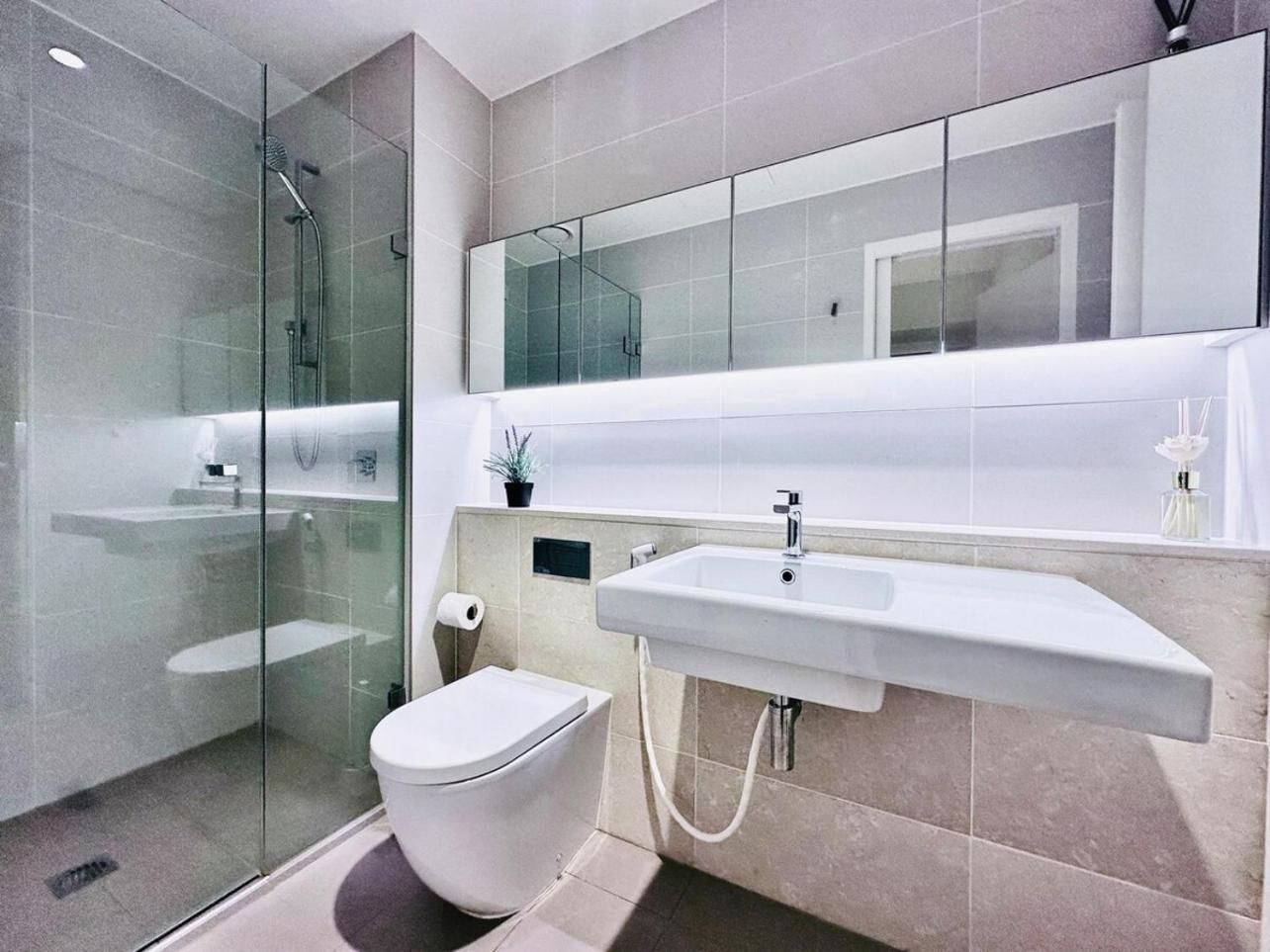 The Williams 2br Apt Pool Gymwifi Balcony * Melbourne