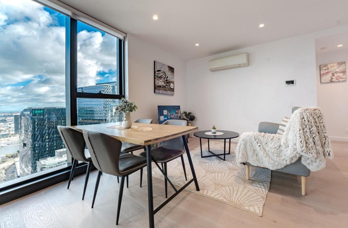 Apartment Unbeatable View 2br1ba Mq Balcony Poolgymgarde