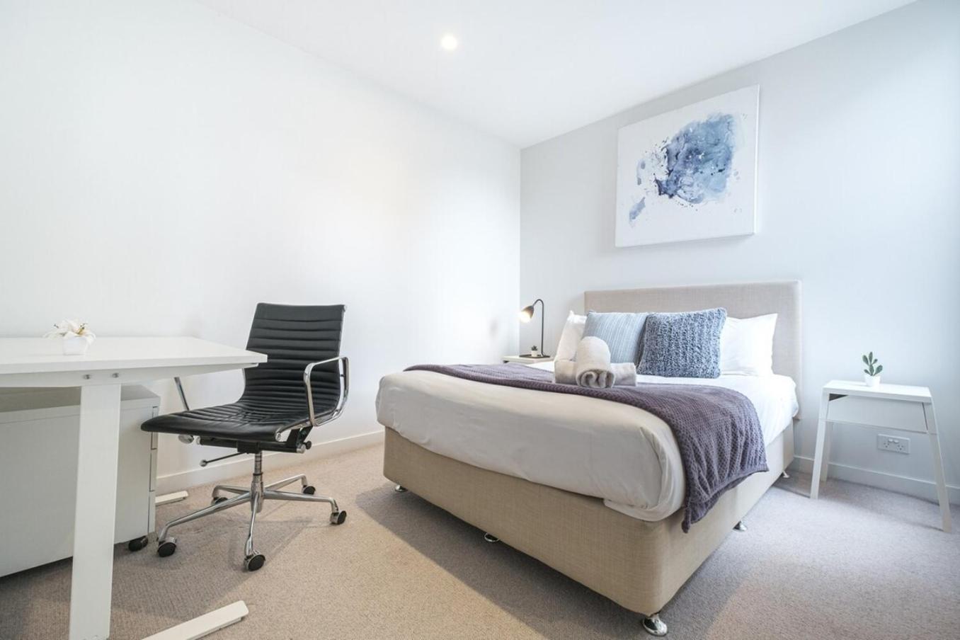 Stunning 2br2ba North Melwi-fifree Parking Apartment *