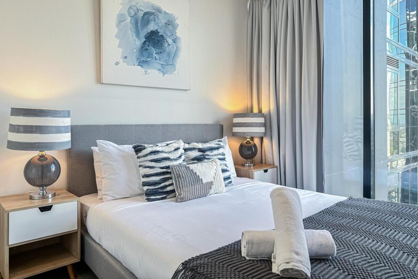 Leisure 2br1ba Southbank Free Parkingpool Apartment