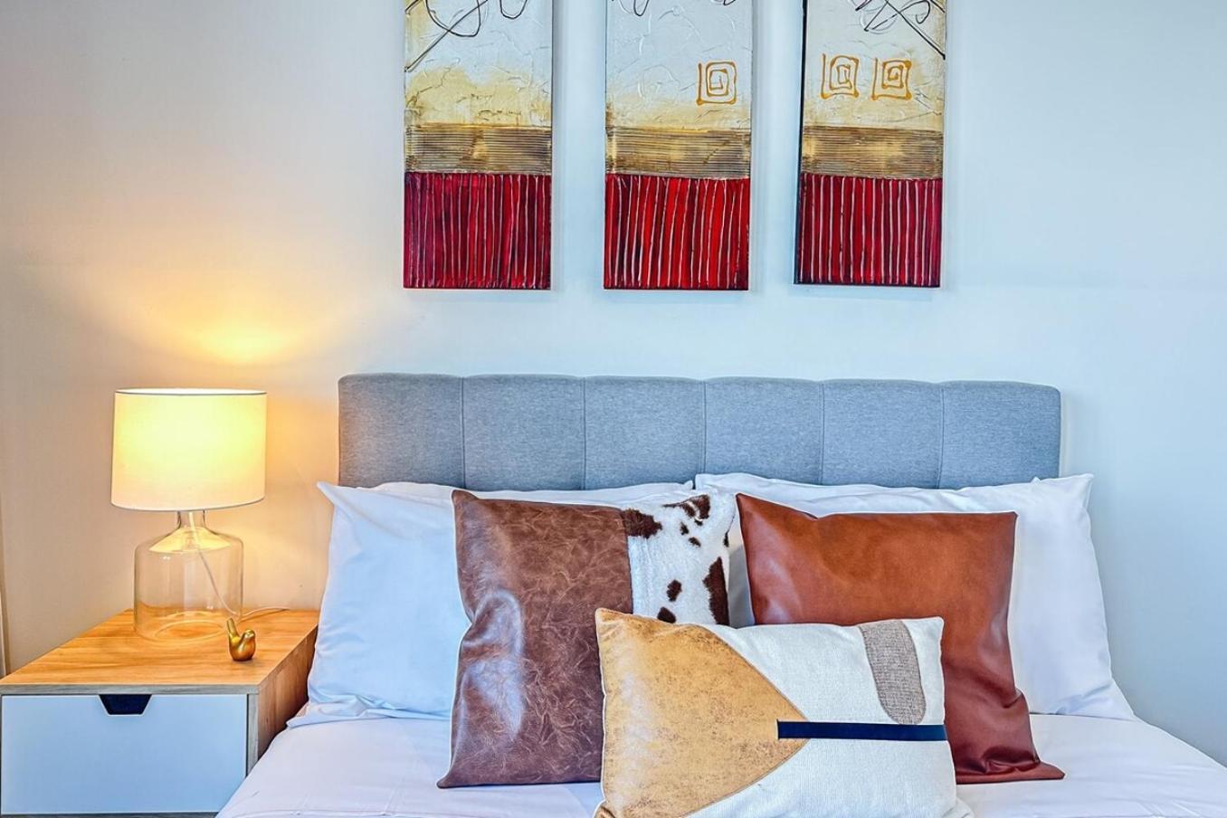 Apartment Leisure 2br1ba Southbank Free Parkingpool Melbourne