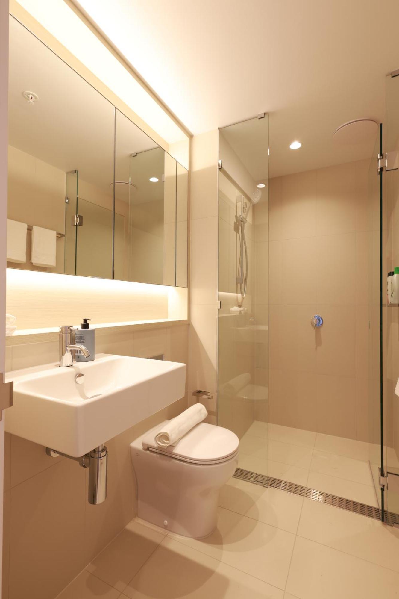 014d Spacious 2br Abnb In With Free Parking *