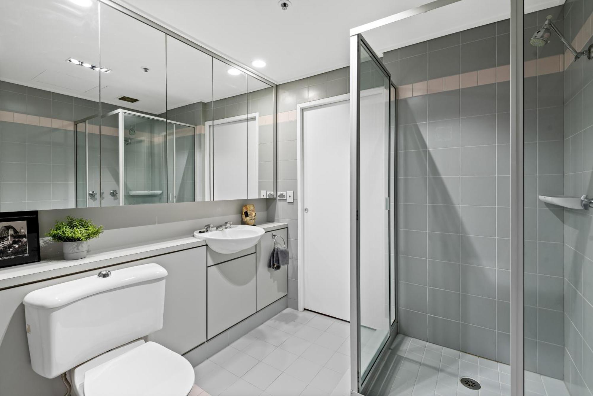 Apartment Complete Host Armytage Melbourne
