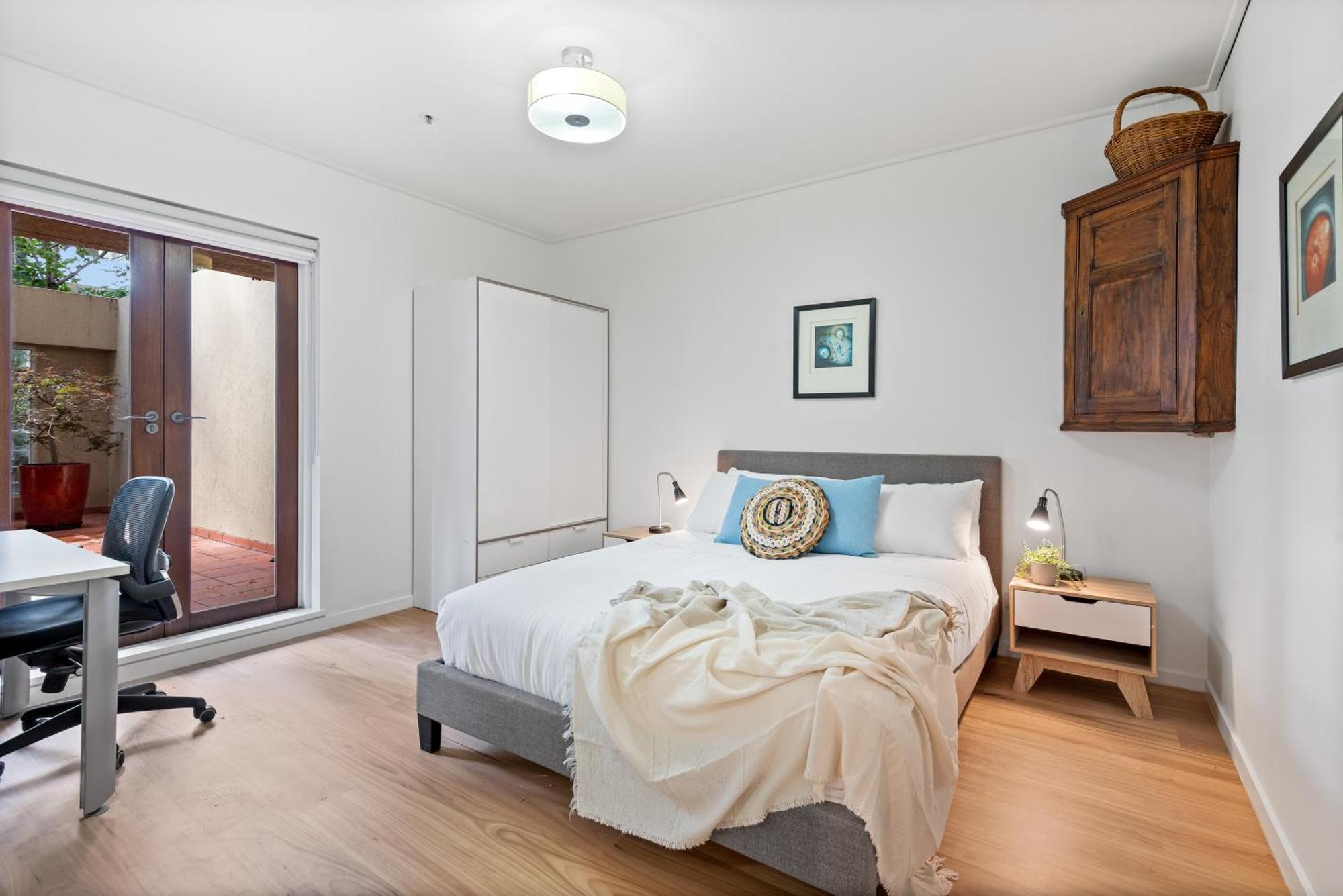 Apartment Complete Host Armytage *