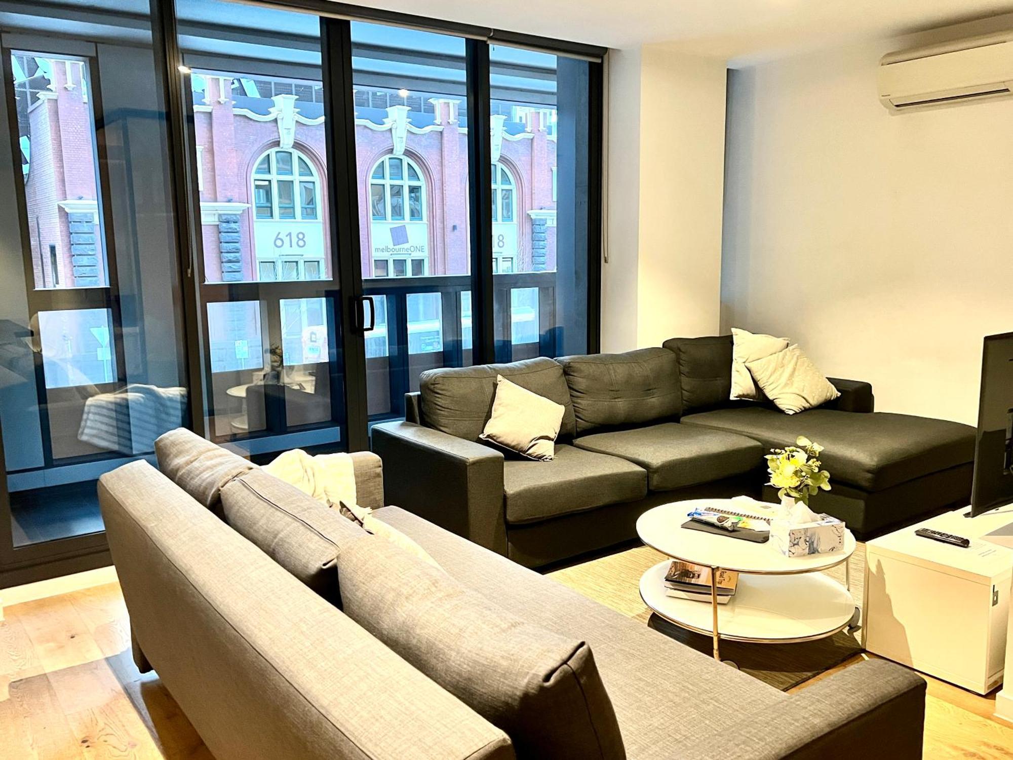 Readyset At Manhattan Apartment