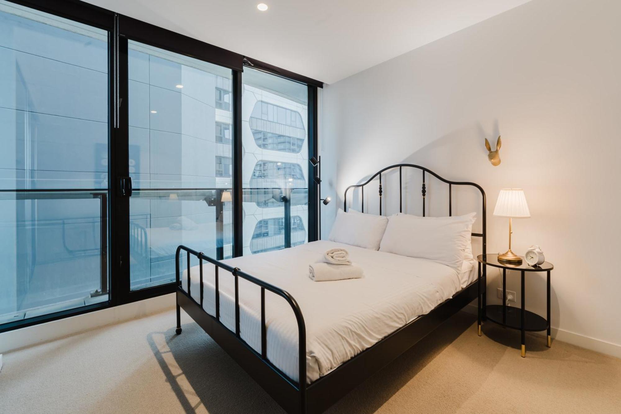 Chic 1-bed In With Parking Near Cbd Apartment Melbourne