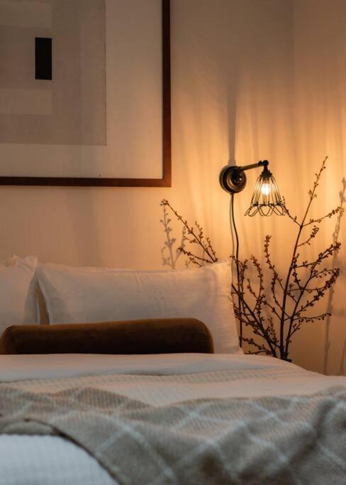 The Artist Retreat 2br 4mins From Mcg Holiday home *