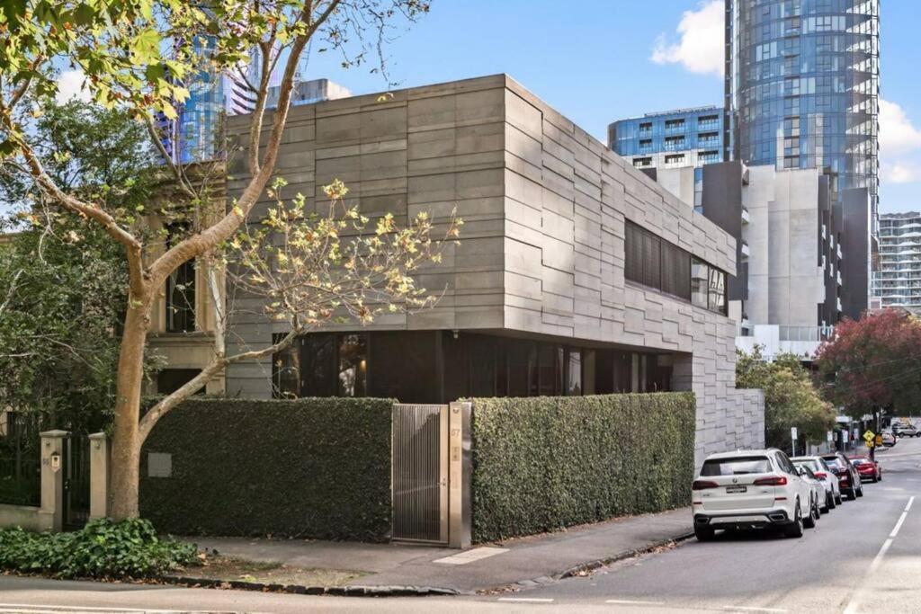 Holiday home Truly Tremendous 4br Tivoli Rd South Yarra *