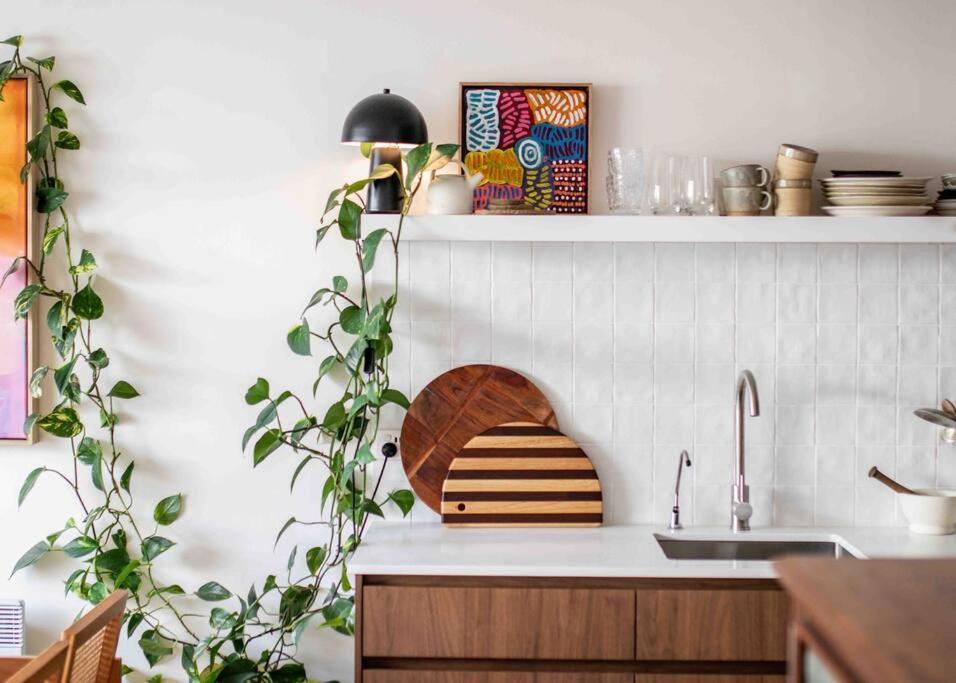 The Artist Retreat 2br 4mins From Mcg Holiday home *