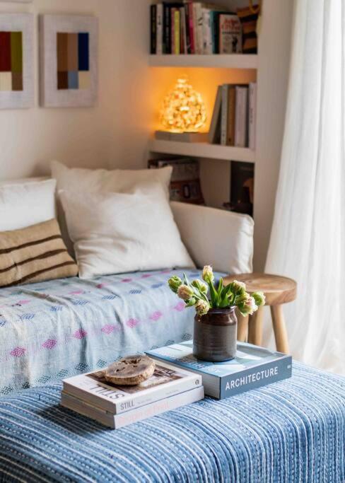 The Artist Retreat 2br 4mins From Mcg Holiday home