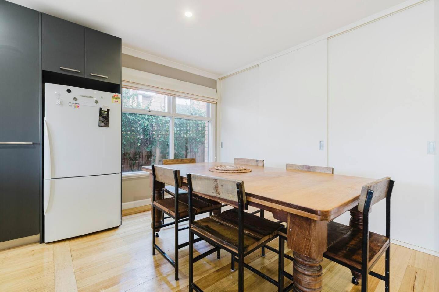 'tangerine Gleam' Cheerful Inner-city Family Abode Apartment *