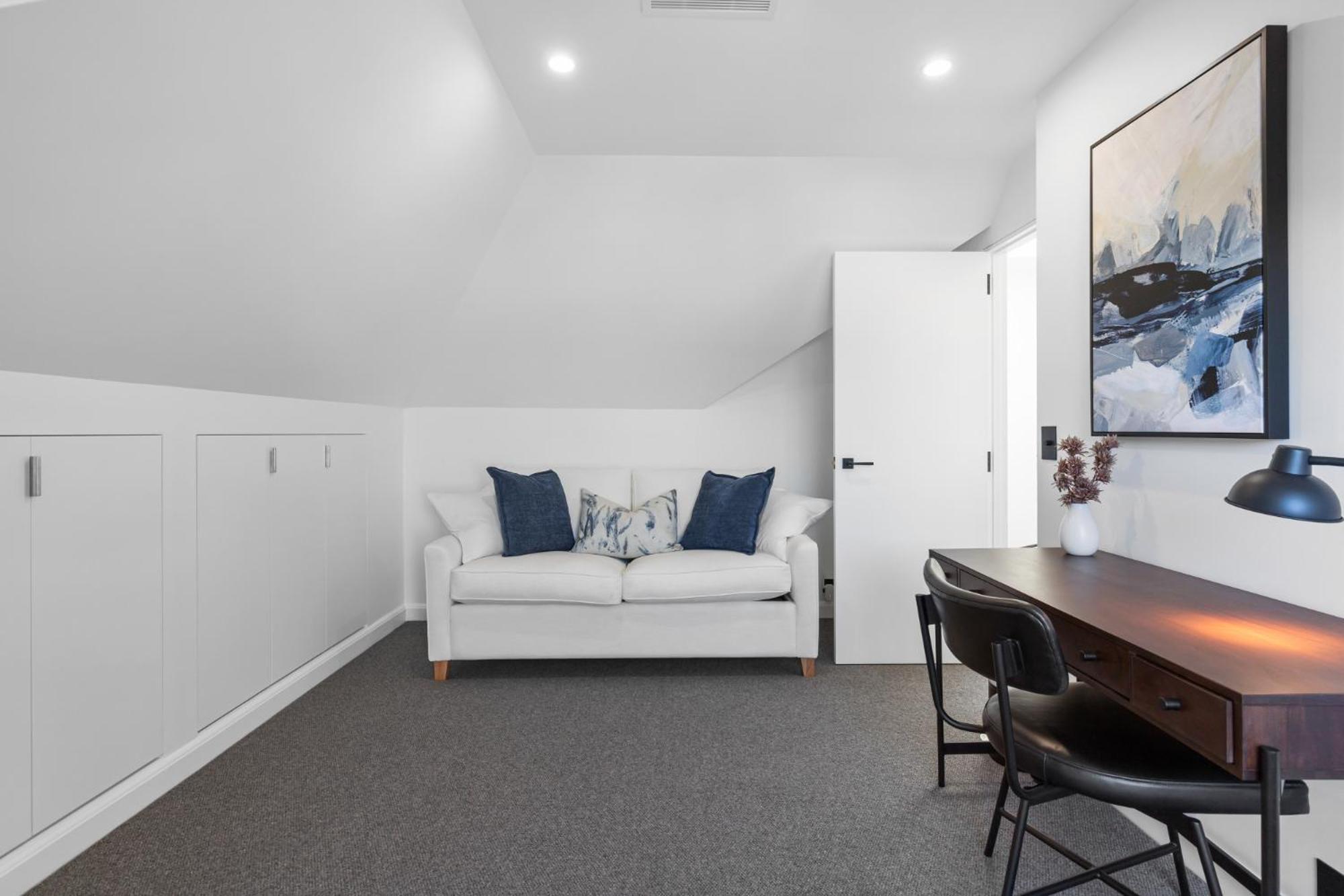 Elegant & Stylish By The Botanical Gardens Apartment *
