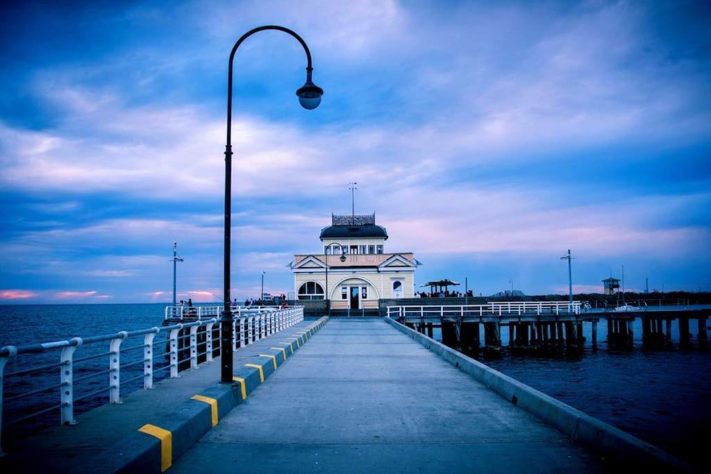 Renovated Brilliance In Bayside Park * Melbourne
