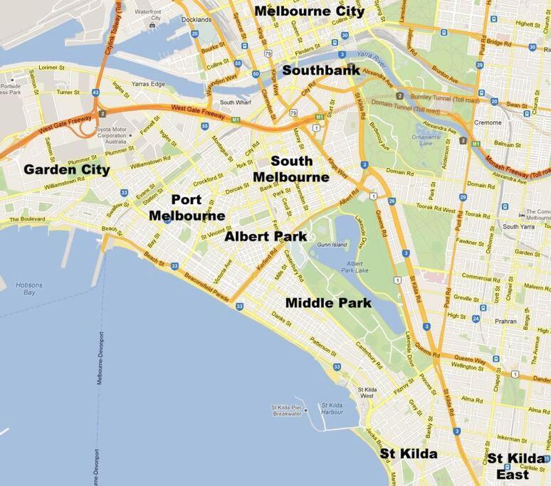 Renovated Brilliance In Bayside Park Melbourne