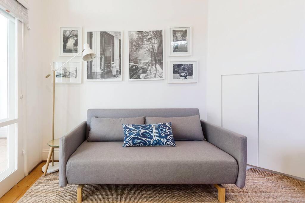 Holiday home Spacious, Stylish House With Private Courtyard Near Shops, Cafes, And Tram *