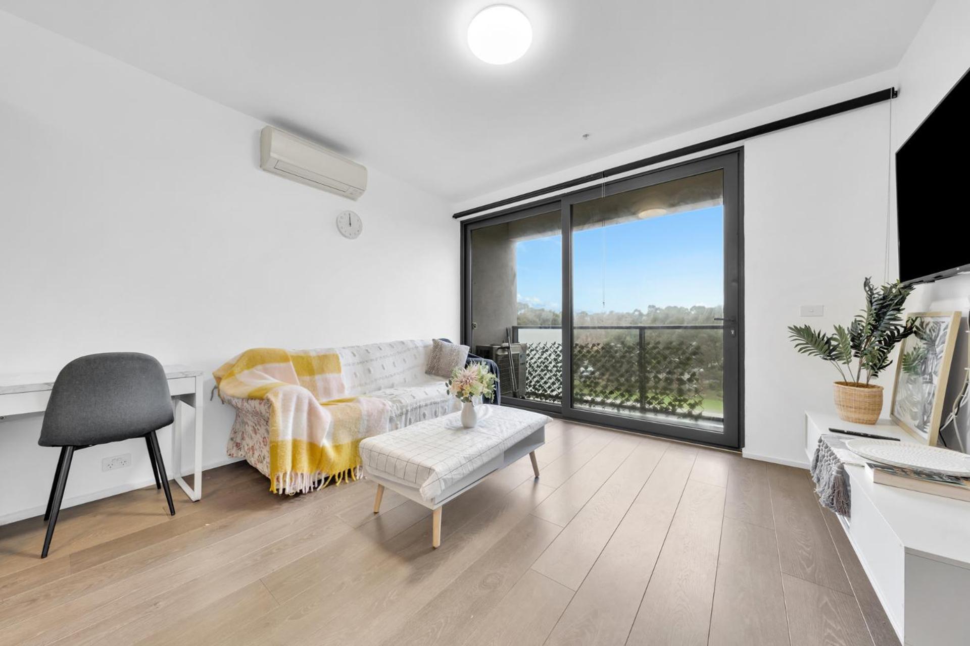 Parkview In Parkville Apartment