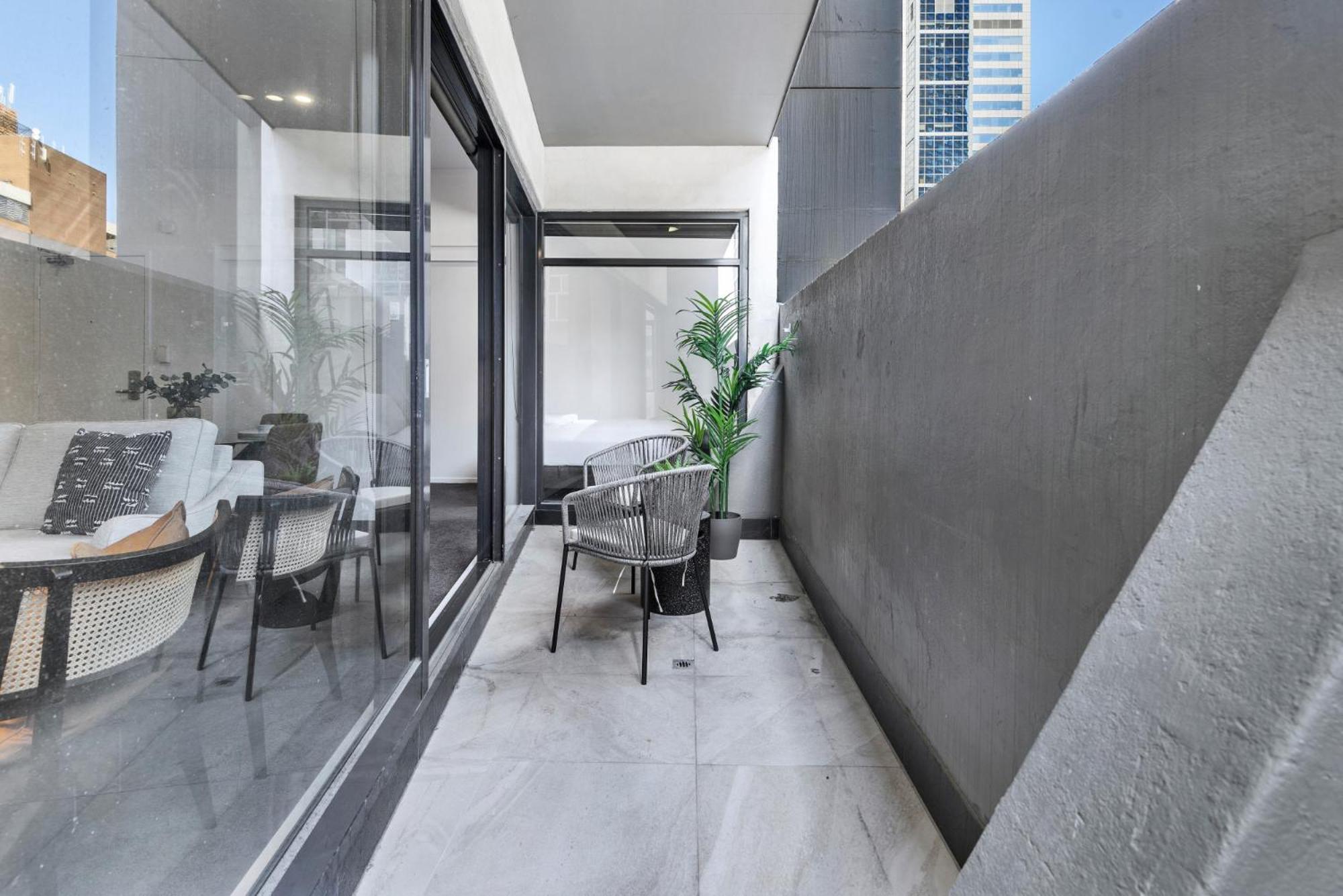 Gorgeous 3-bed In Melbourne's East End *