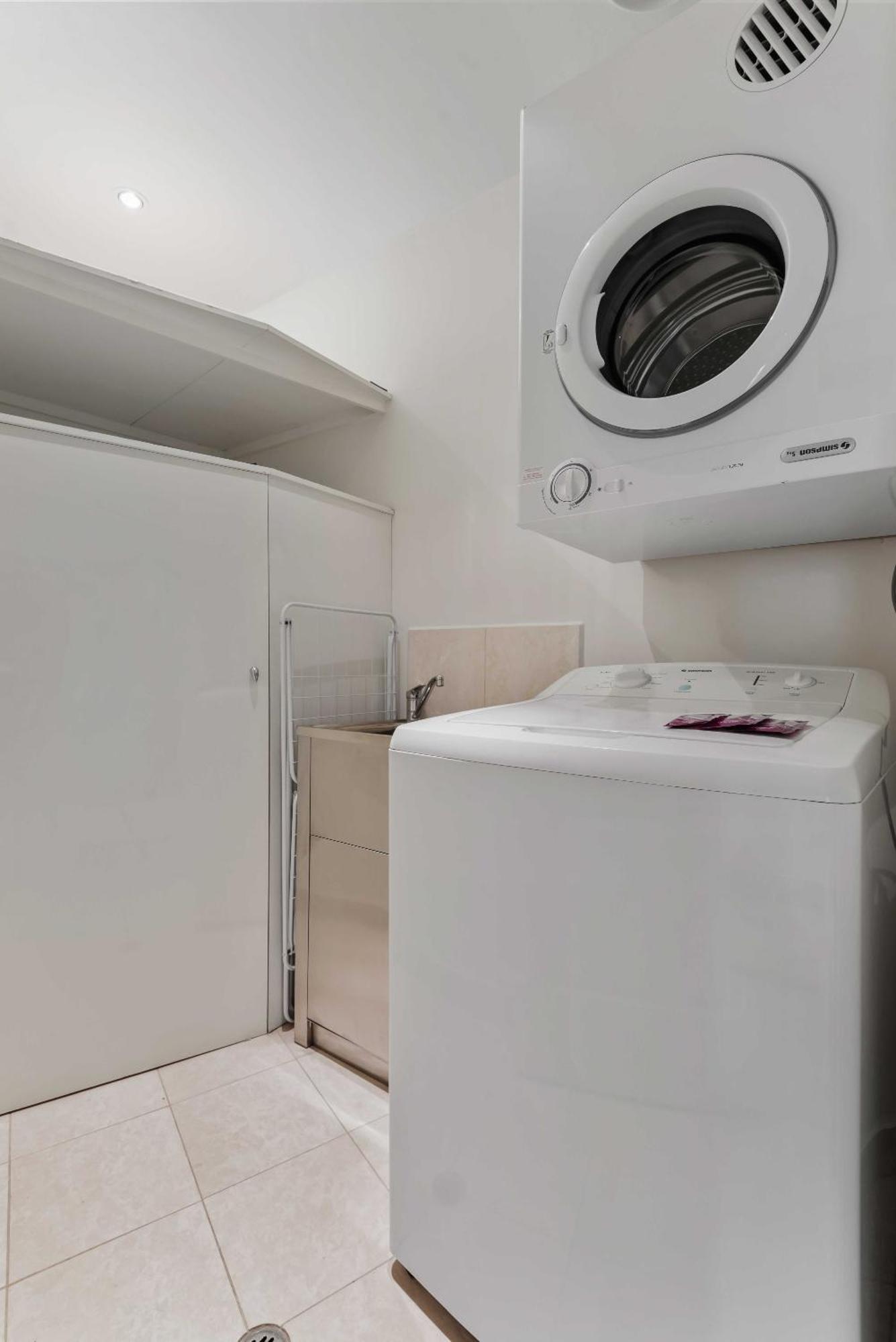 Spacious 3-bed By The Mcg