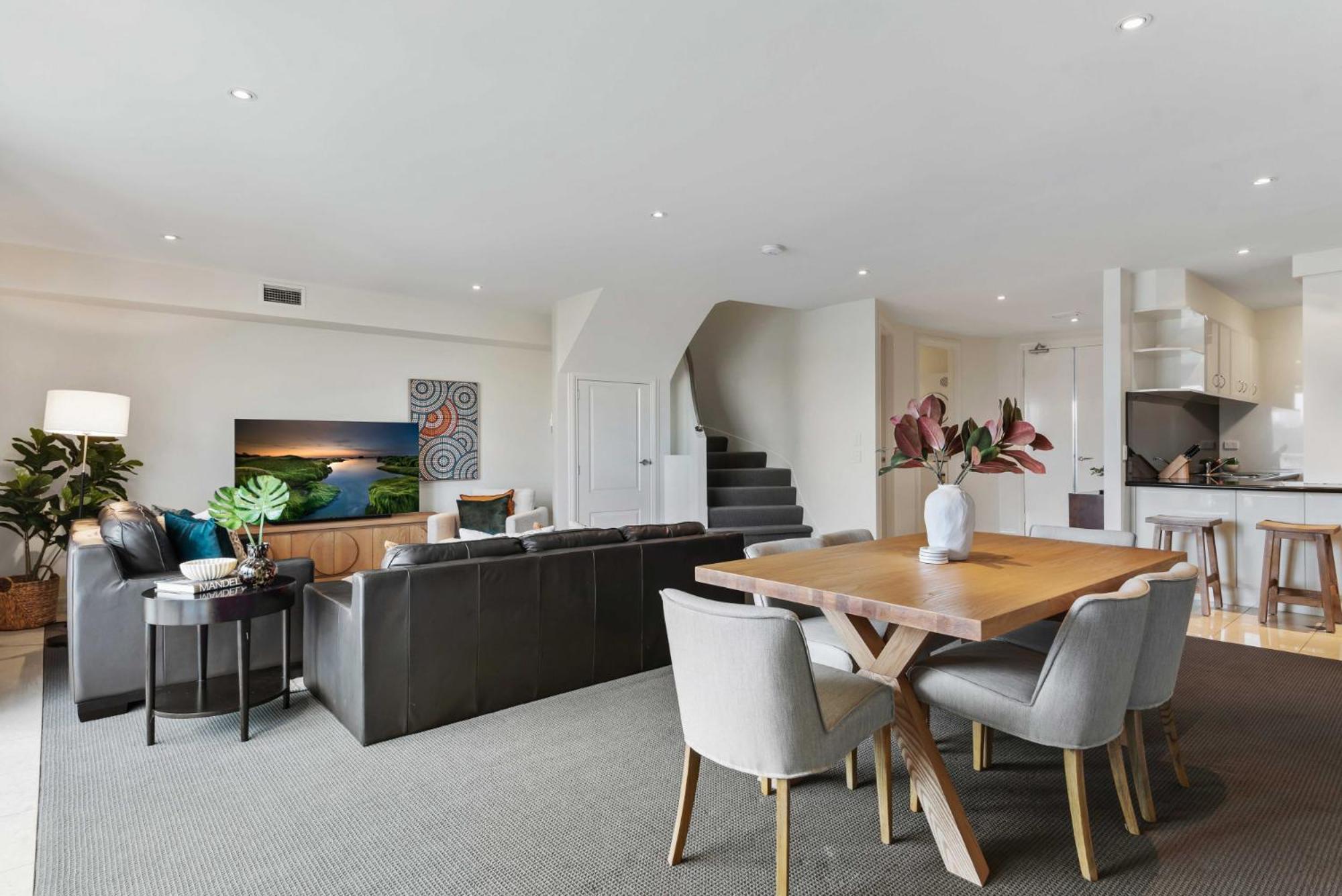 Spacious 3-bed By The Mcg Melbourne