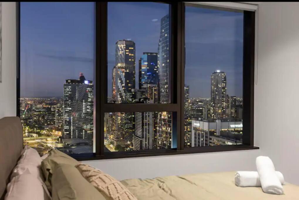 13d Stylish Abnb With Local Flair With Free Parking, Tramstop * Melbourne