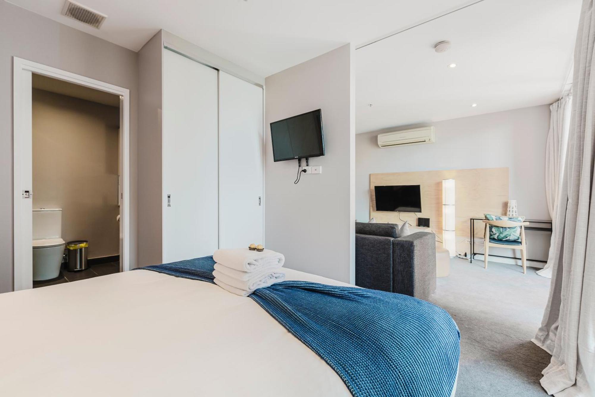 Apartment Light Airy Parking Wifi Wfh Walk To Mcec Crown Melbourne
