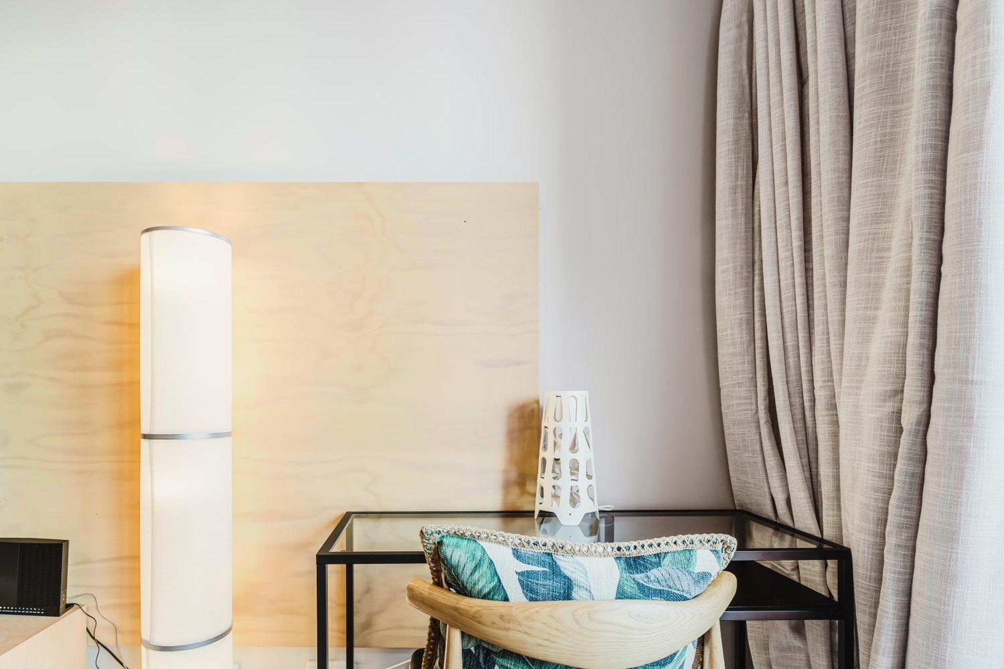 Light Airy Parking Wifi Wfh Walk To Mcec Crown Apartment Melbourne