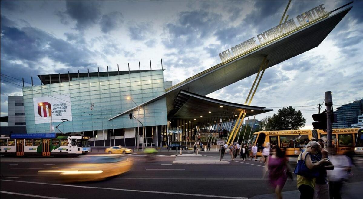 Prima Tower Level 33 With Balcony * Melbourne