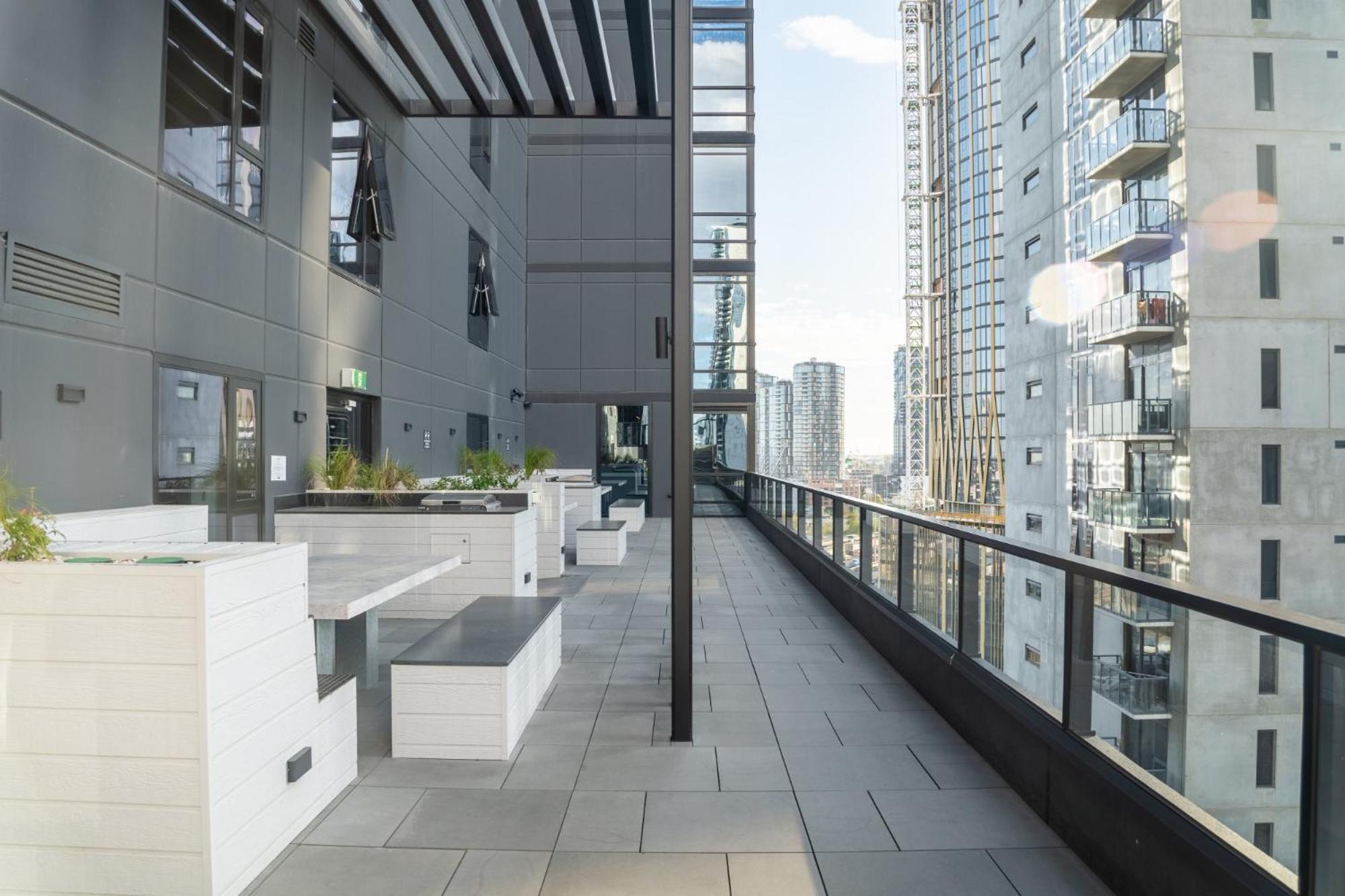 Stylish Southbank 1-bedroom With Pool And Gym Melbourne