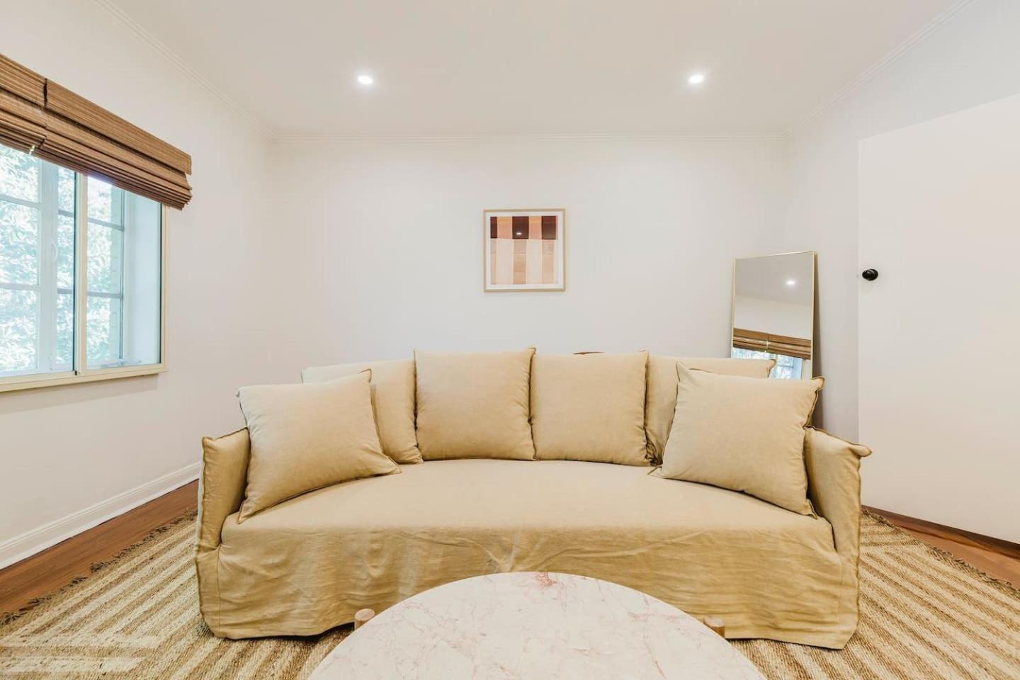 Apartment Salmon Calm - Trendy Velvet Allure By Park *