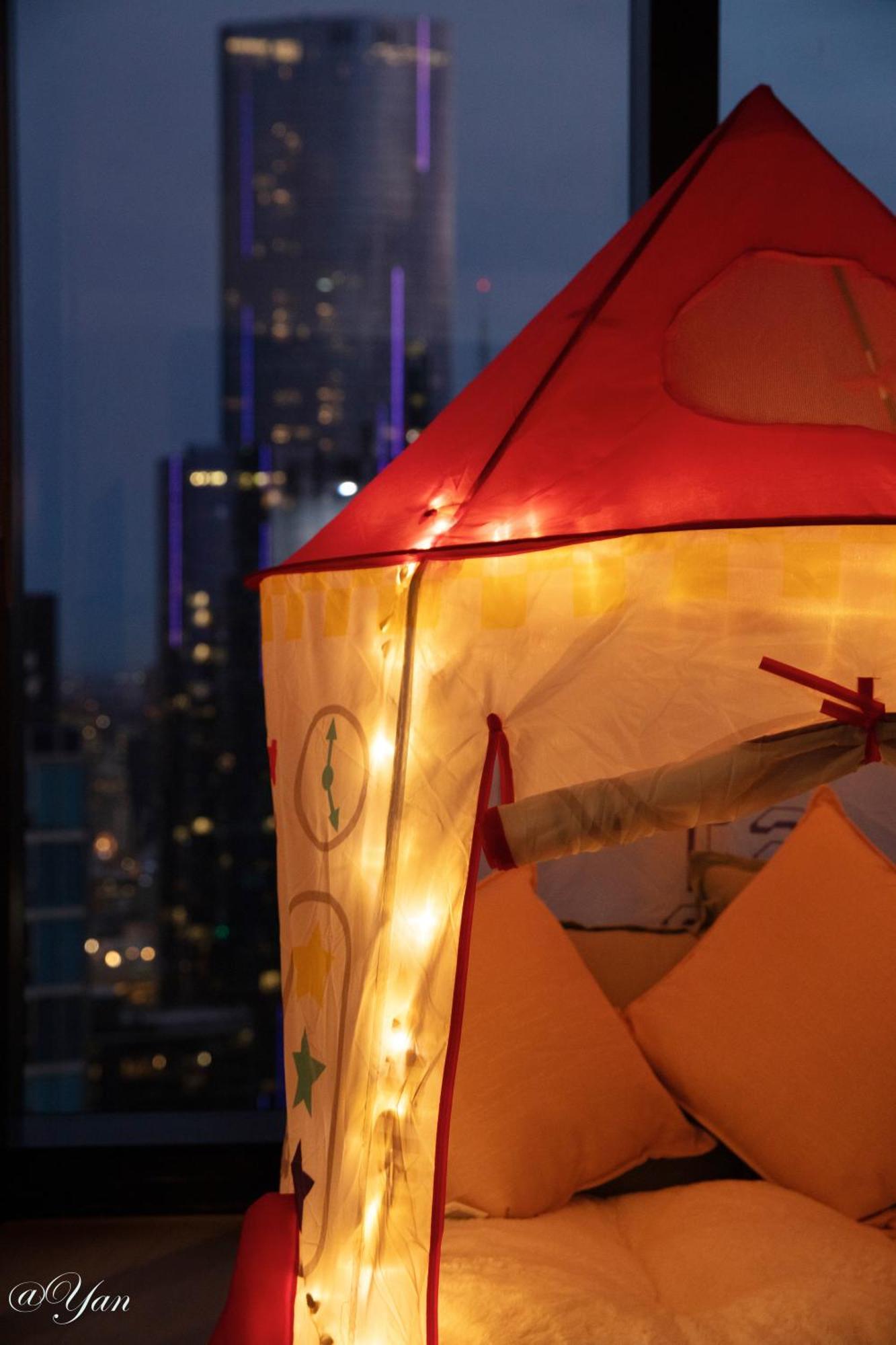 New Year Fireworks & Kids Corner Apartment Melbourne