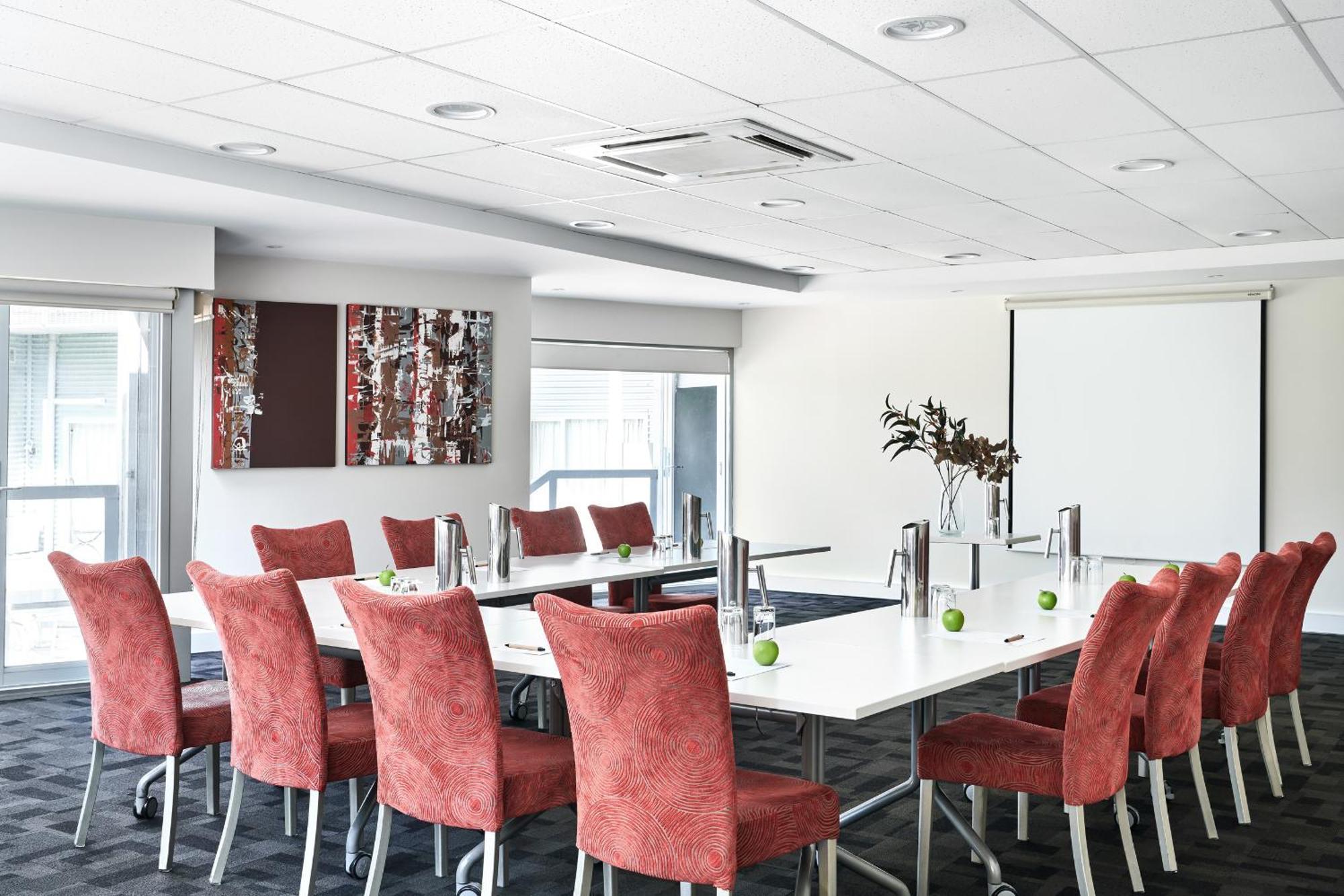 Punthill Essendon Aparthotel 4*