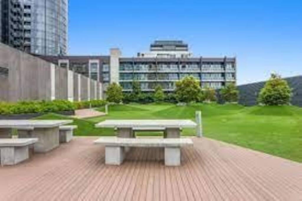 Apartment Gorgeous 1 Bed Exec South Yarra With Workspace Melbourne