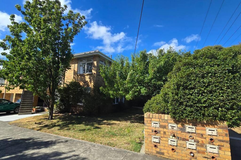 Escape - Peace At Elsternwick Apartment