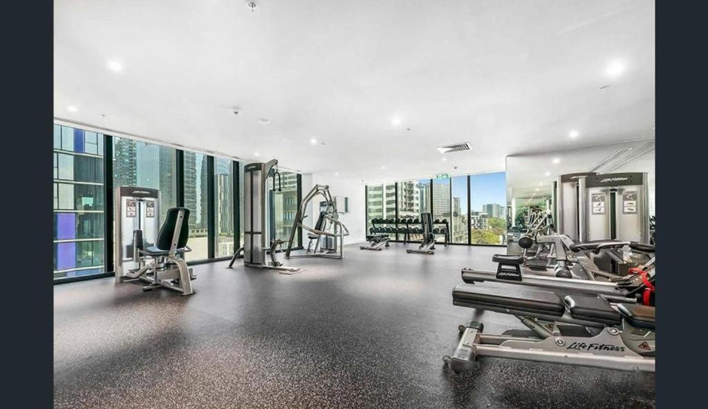 Gorgeous Views 71st Floor 3br With Pool And Gym