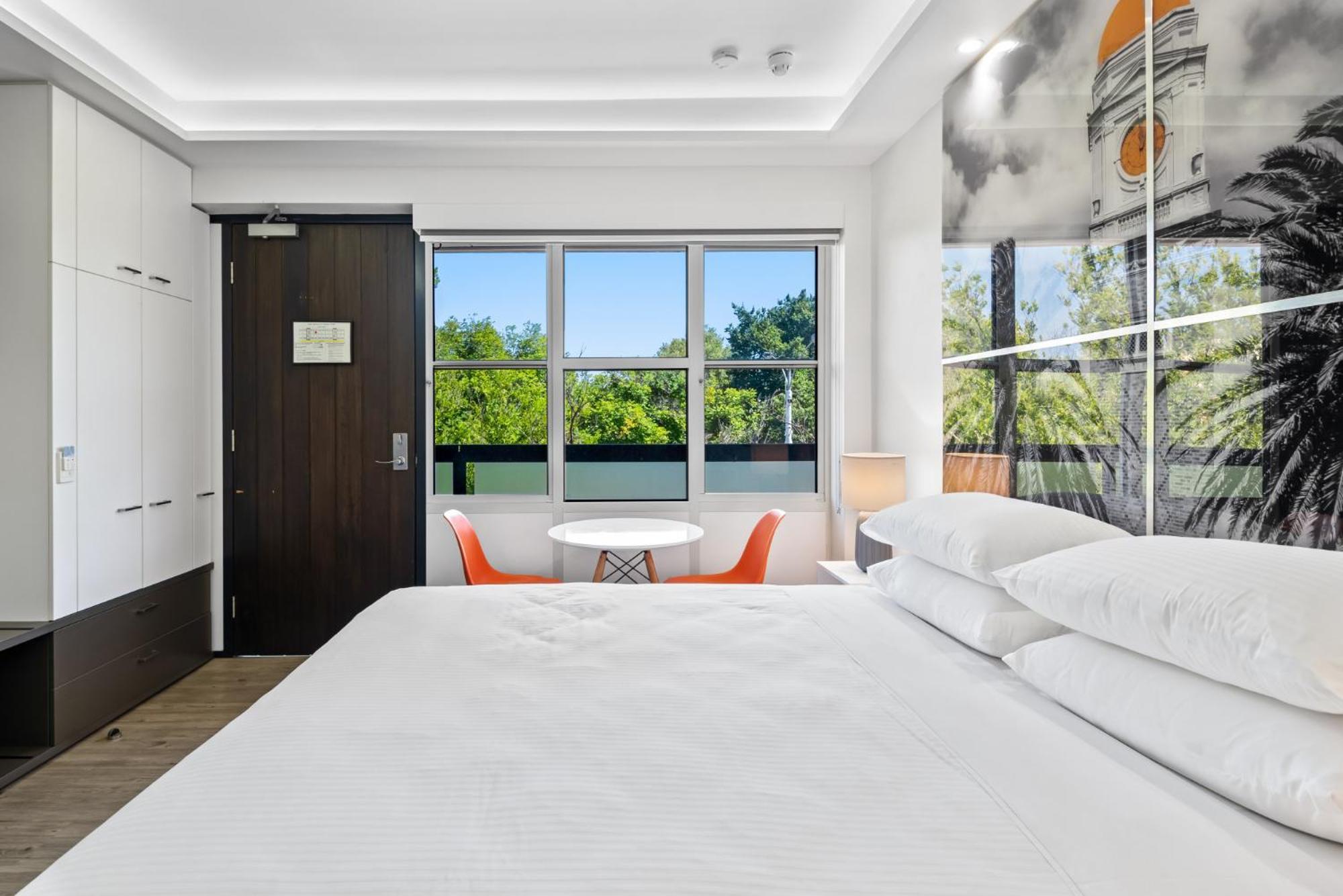 Tranquil Urban Escape In St Kilda * Melbourne