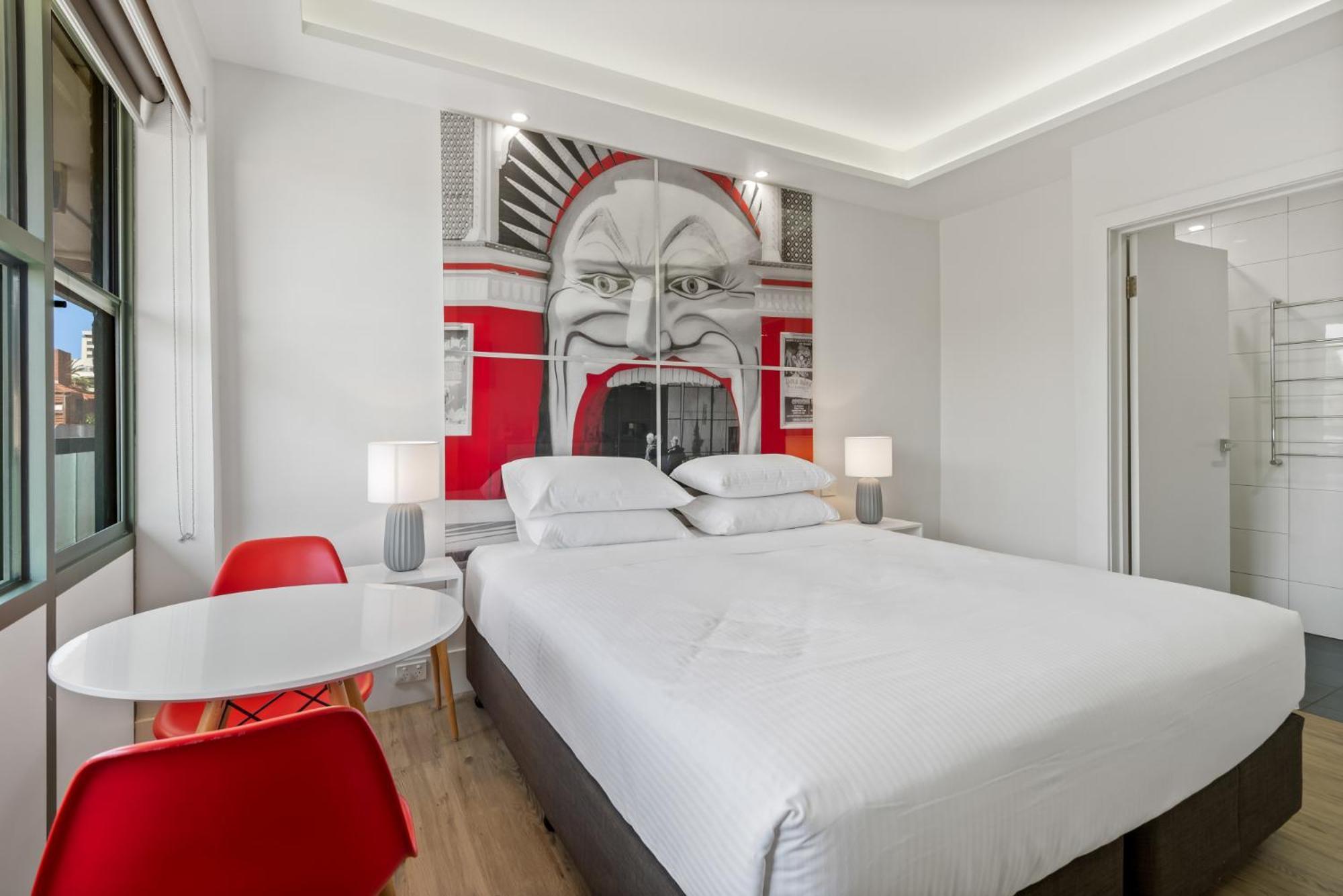 Apartment Charming St Kilda With Parking