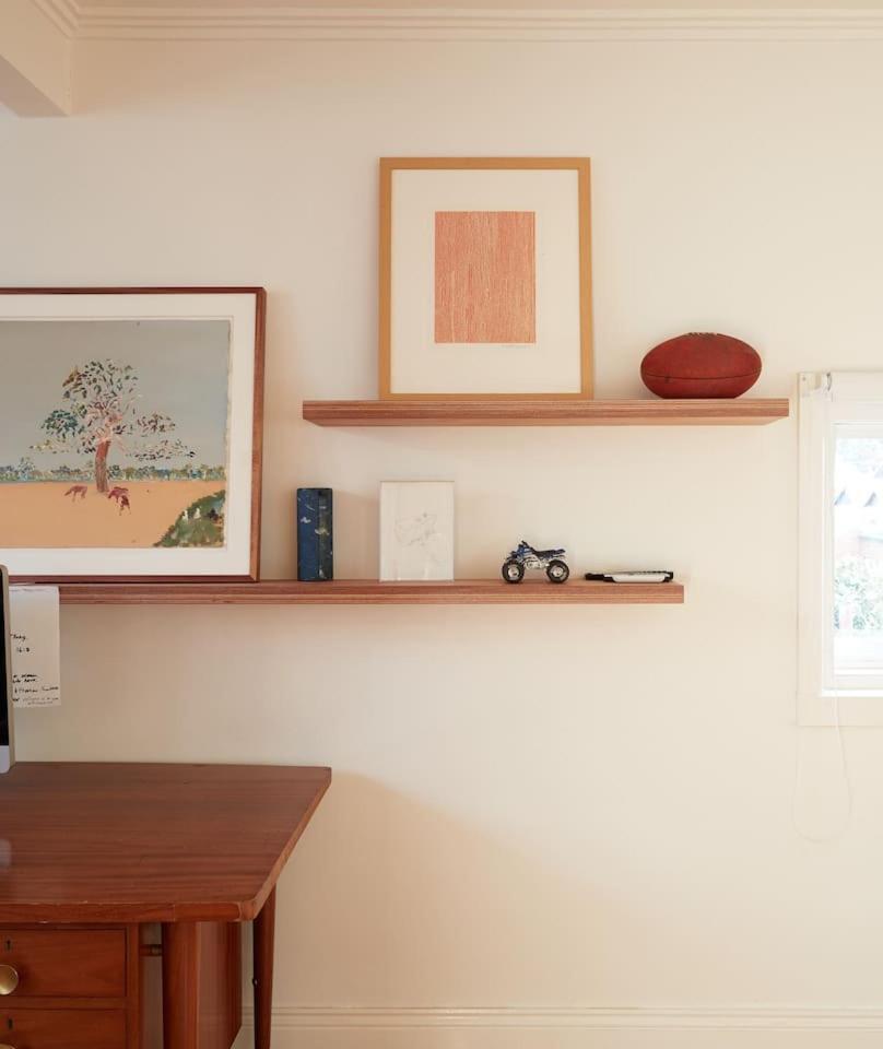 The Retro Soul - Cosy Cbd Refuge For Creative Minds *