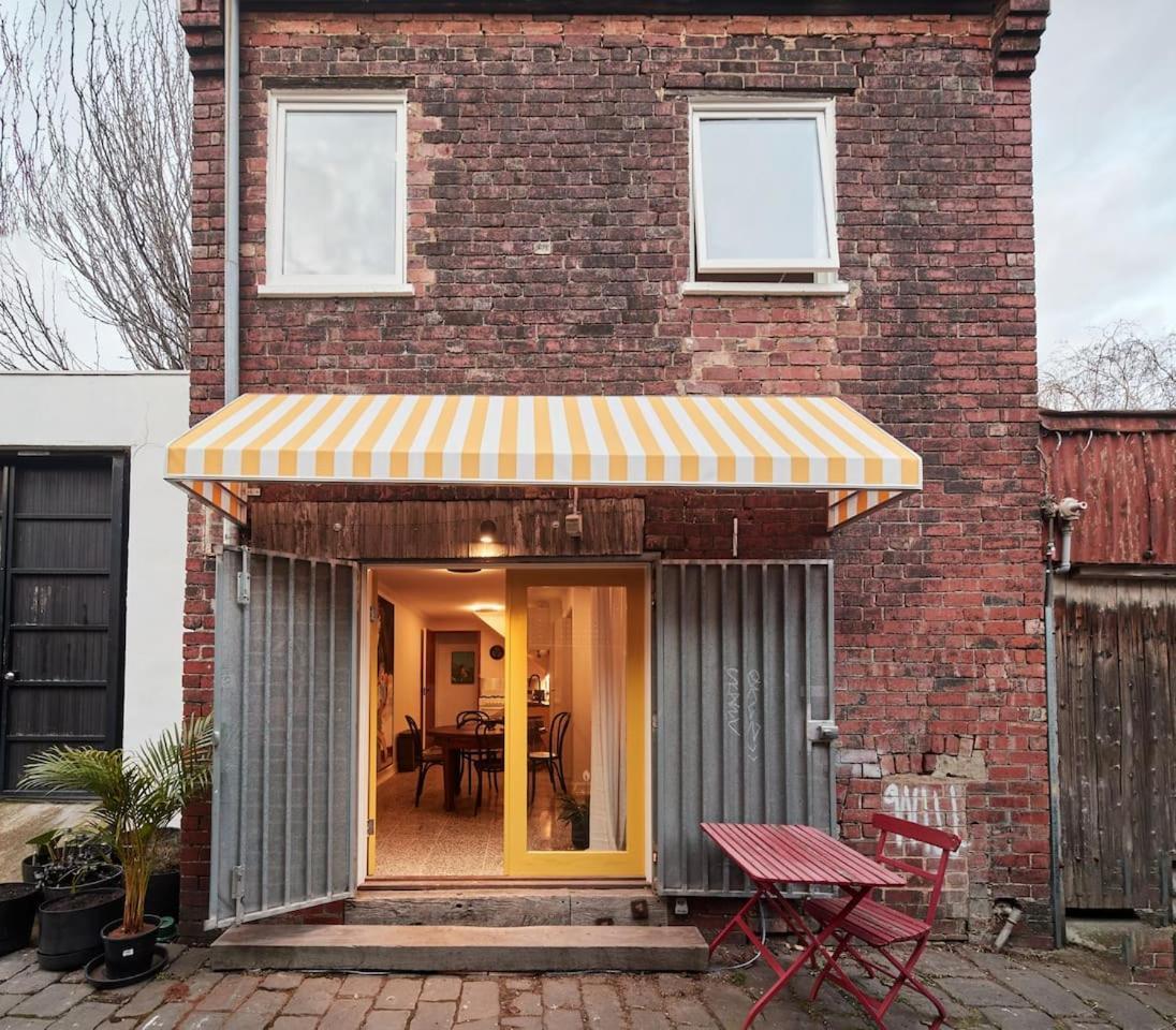The Retro Soul - Cosy Cbd Refuge For Creative Minds *