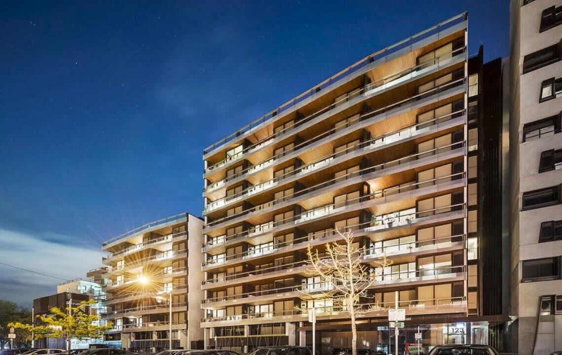 Apartment A Modern & Spacious 2br Near Uni Melbourne