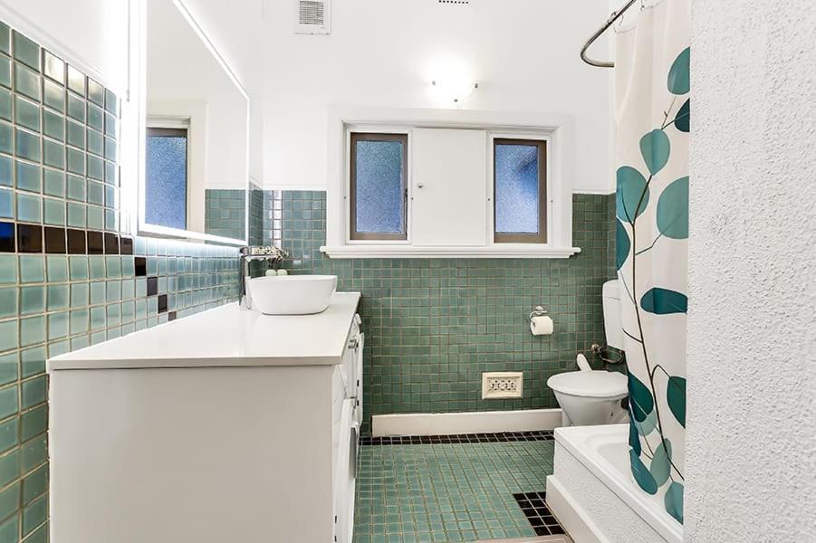 Apartment Large 3 Bed Art Deco In Camberwell