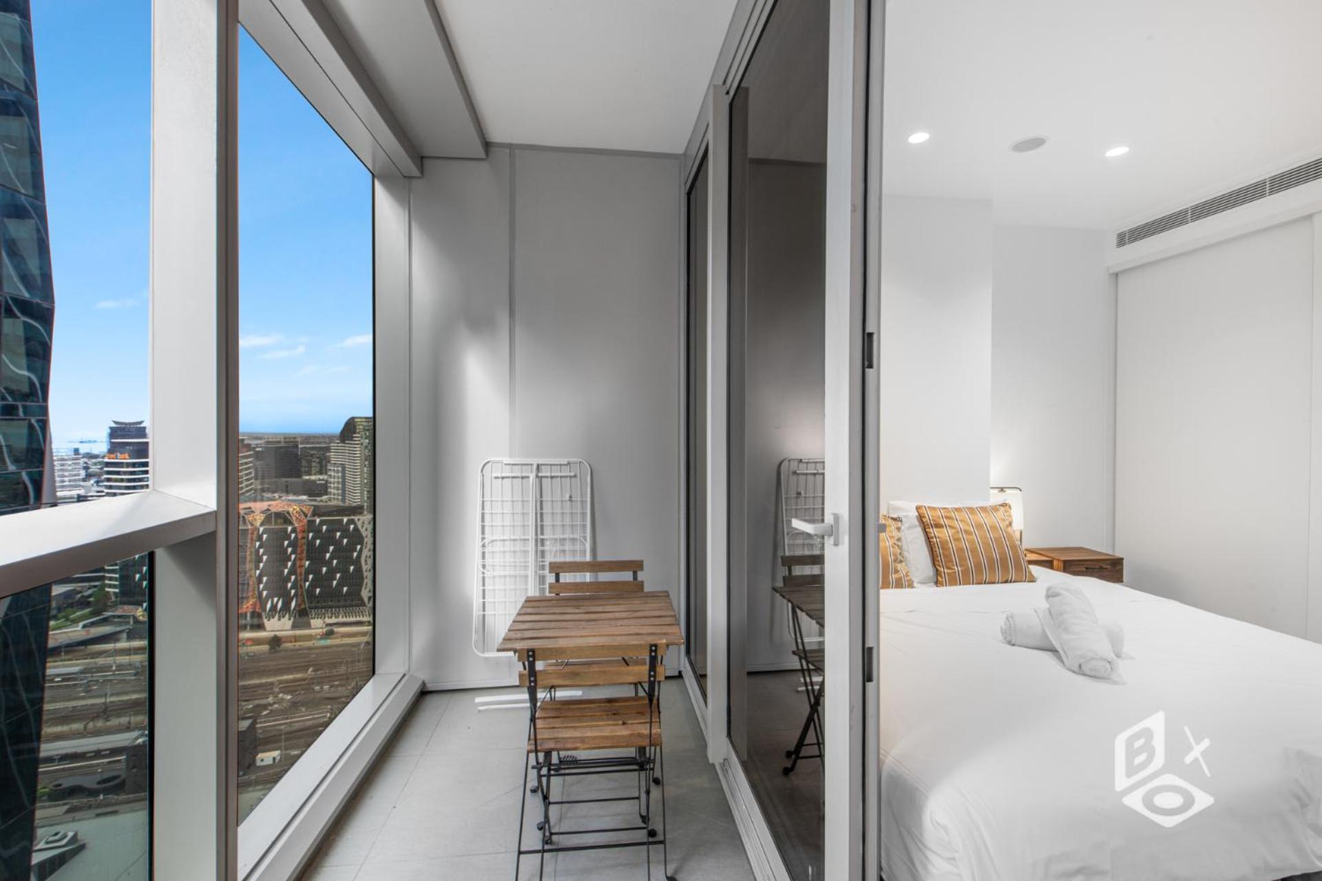 Apartment Rest Collection On West Side Place *