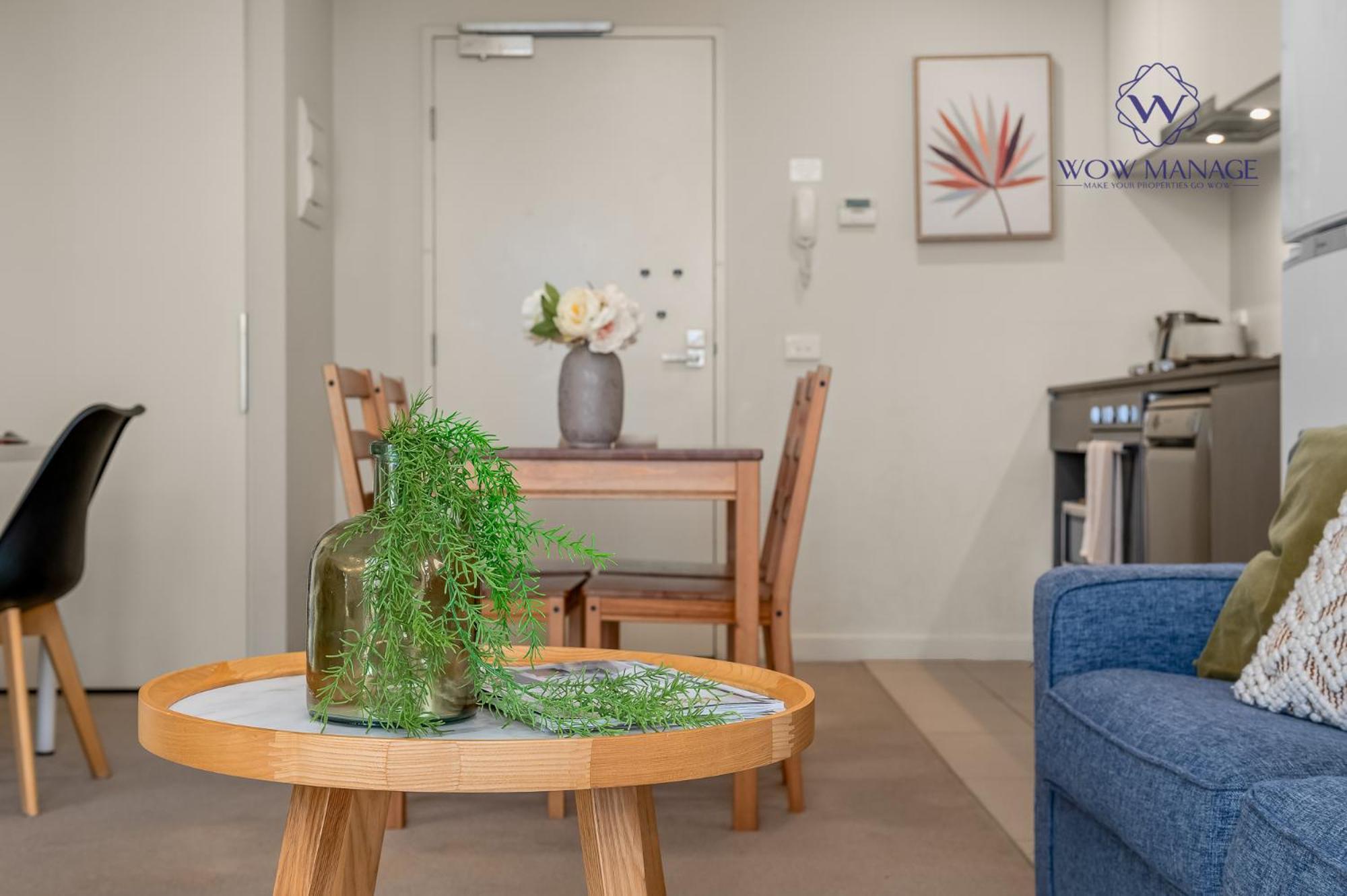 Apartment Wow On Collins 2 *
