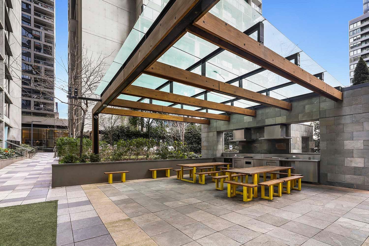 Luxurious Urban Retreat With Stunning Views Apartment Melbourne