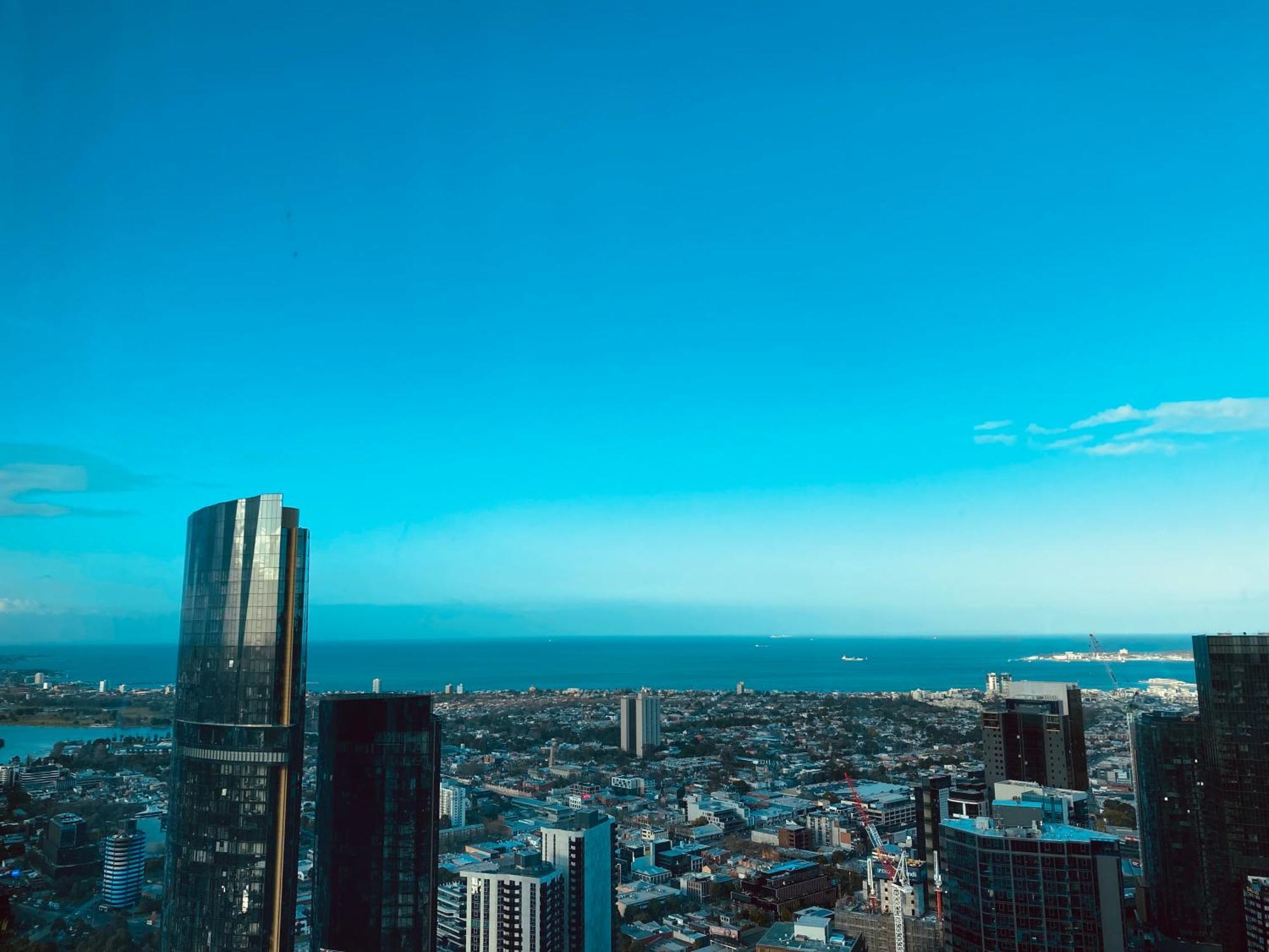 Sky - Ocean View 2 Bedroom With Sunrise And Sunset Views Apartment Melbourne