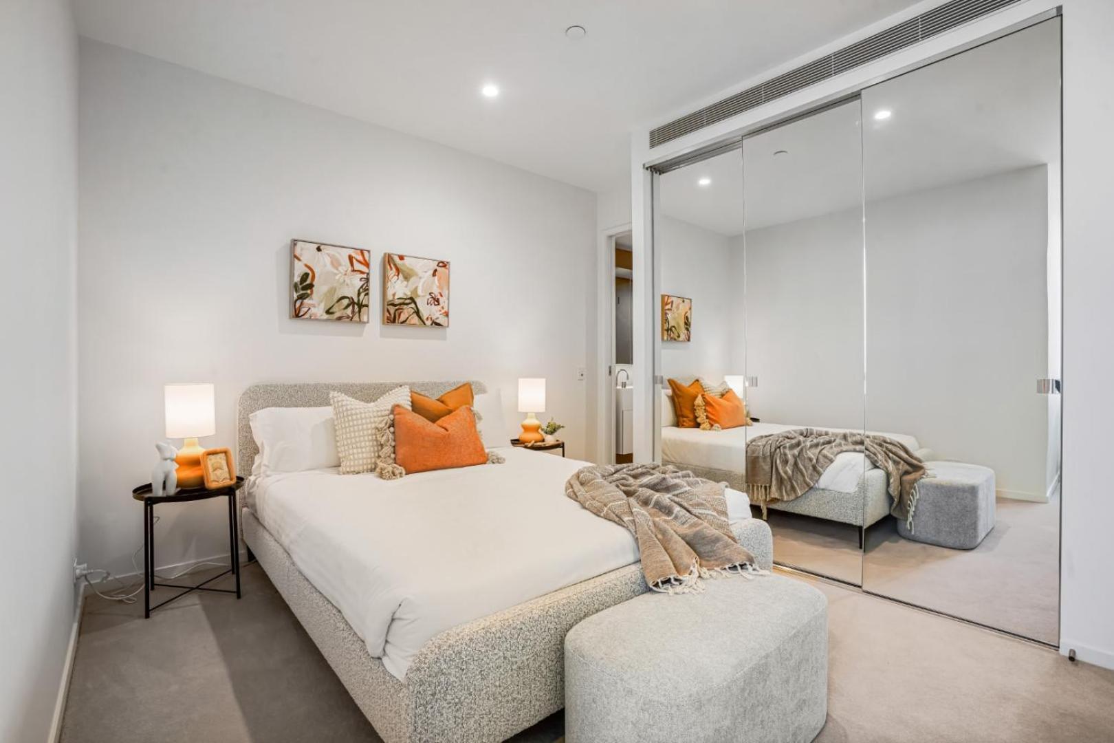 Prestige Living In Southbank Apartment