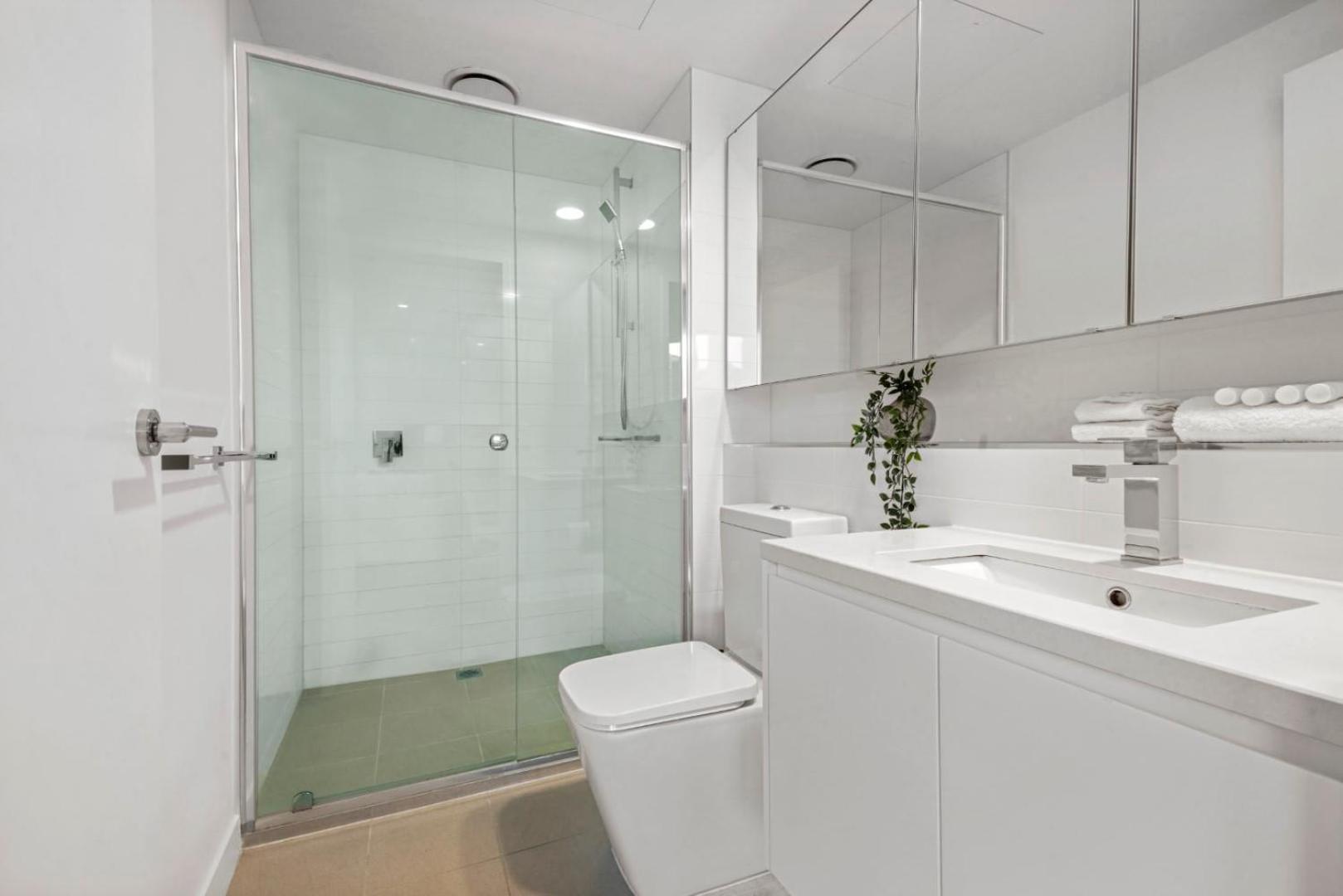 Metropolitan Retreat In Southbank Apartment *