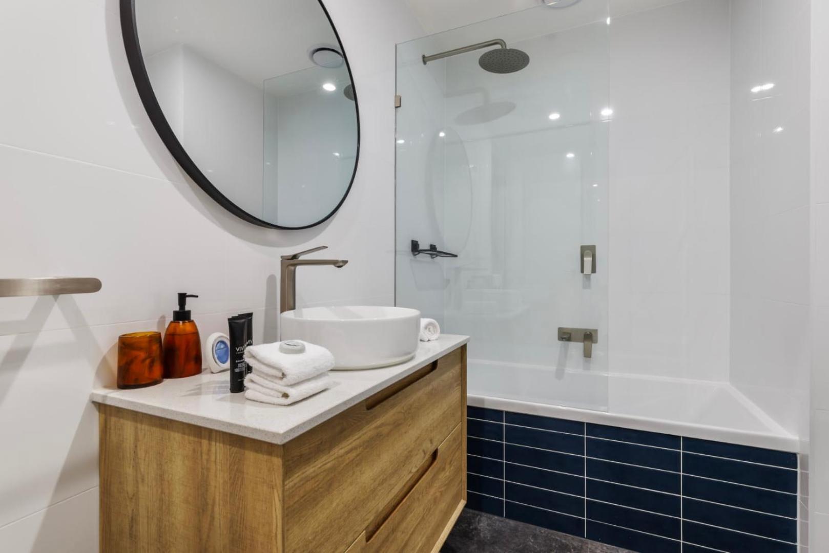 Exceptional In Southbank With 2 Car Parks * Melbourne